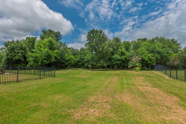212 Golden Eagle WAY, Liberty Hill, TX 78642