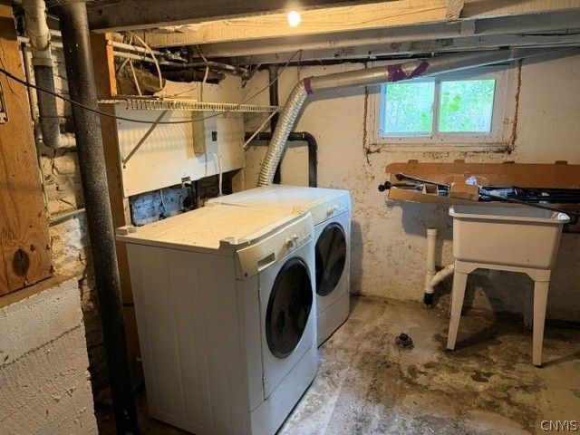 60 East 7th Street, Oswego, NY 13126