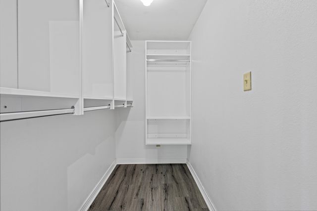 3504 Eastmoor Dr, Marshall, TX 75670