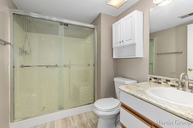 3101 Poplar Creek Drive Se 103, City Of Kentwood, MI 49512