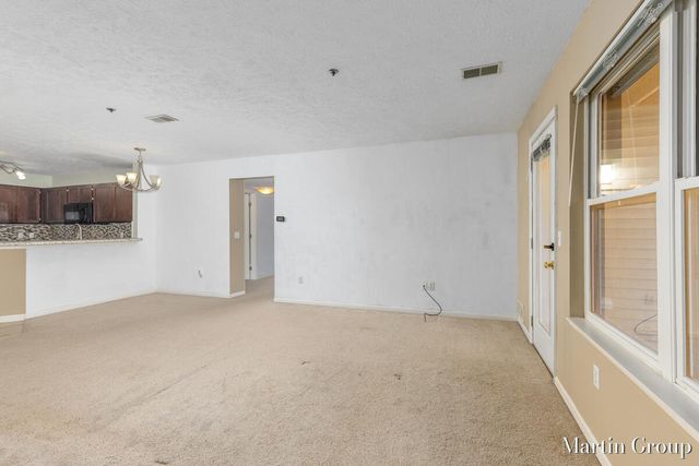 3101 Poplar Creek Drive Se 103, City Of Kentwood, MI 49512