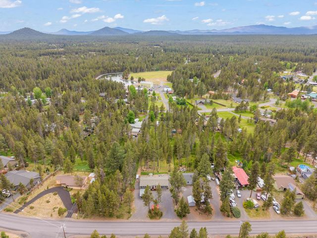 55823 Snow Goose Road, Bend, OR 97707