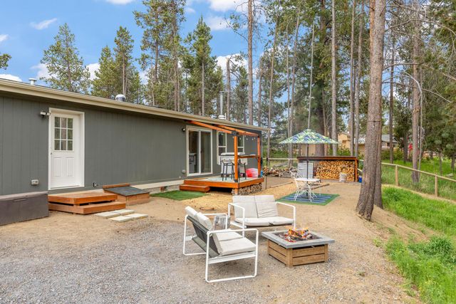 55823 Snow Goose Road, Bend, OR 97707