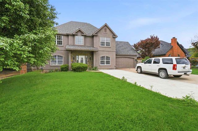 5406 NW Wilfred Dr, Lawton, OK 73505