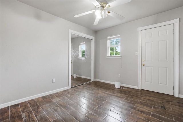 5406 NW Wilfred Dr, Lawton, OK 73505