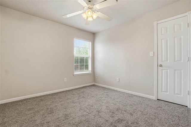 5406 NW Wilfred Dr, Lawton, OK 73505