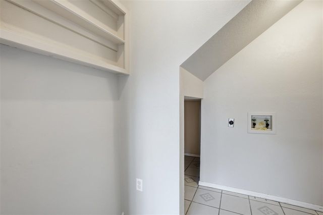 5406 NW Wilfred Dr, Lawton, OK 73505