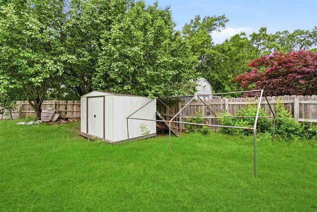 5406 NW Wilfred Dr, Lawton, OK 73505