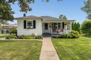 205 Somerset St, Alpha Boro, NJ 08865