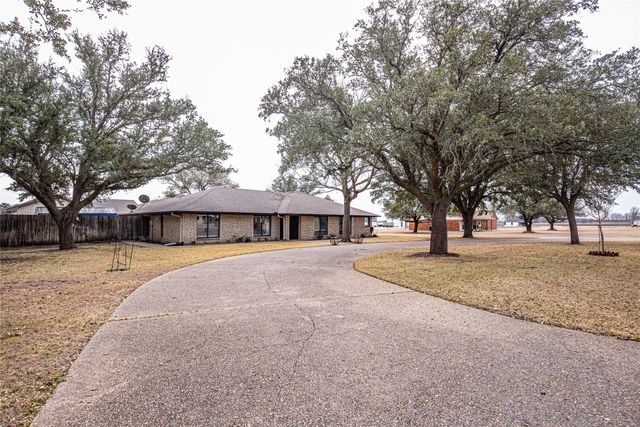 735 Willow Grove Road, Woodway, TX 76712