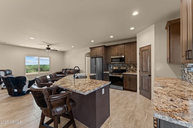 47562 W Ray Street, Aguila, AZ 85320