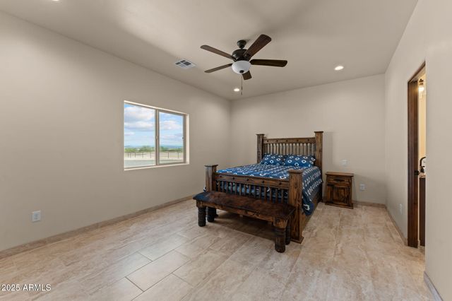 47562 W Ray Street, Aguila, AZ 85320