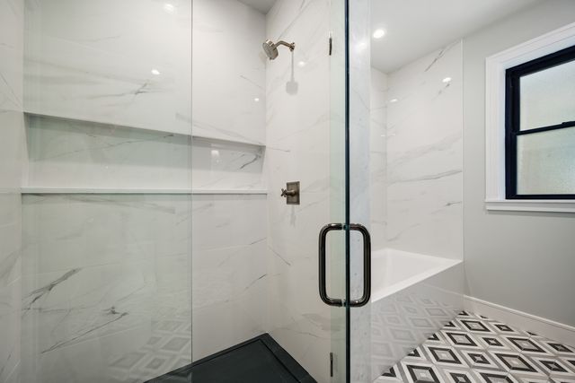 2512 N Kimball Avenue, Chicago, IL 60647