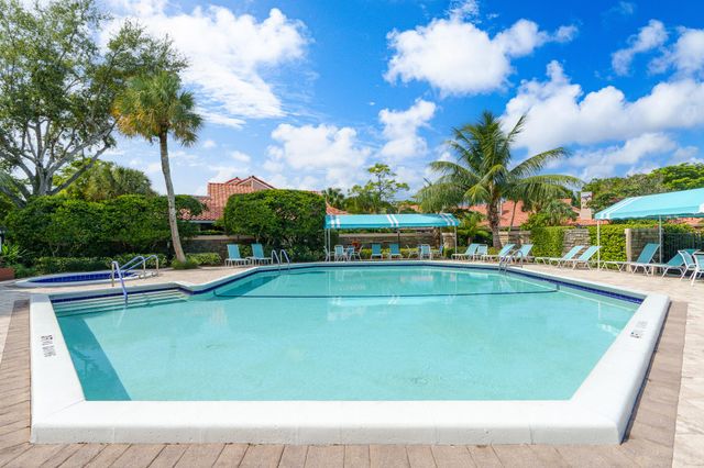 22545 Meridiana Drive, Boca Raton, FL 33433