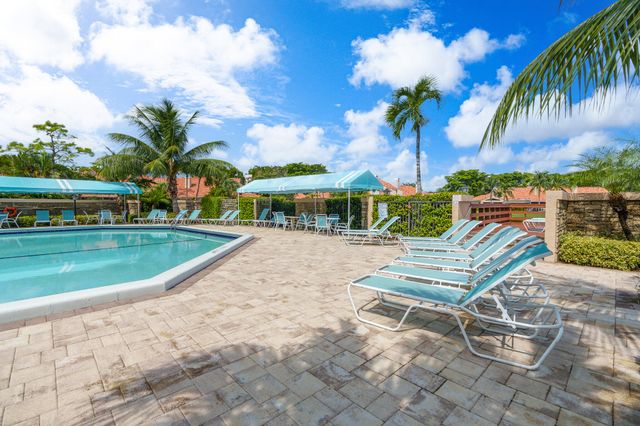 22545 Meridiana Drive, Boca Raton, FL 33433