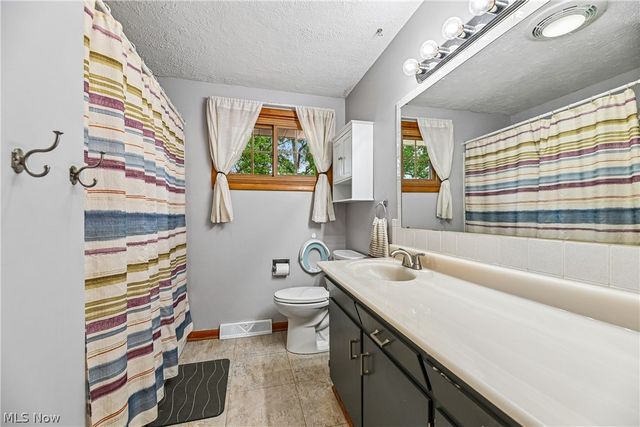 15111 Mount Eaton Road, Rittman, OH 44270