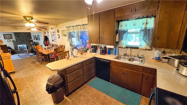 12849 Tyler Road, Farmington, AR 72730