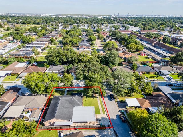 1602 Easthaven Drive, Pasadena, TX 77506