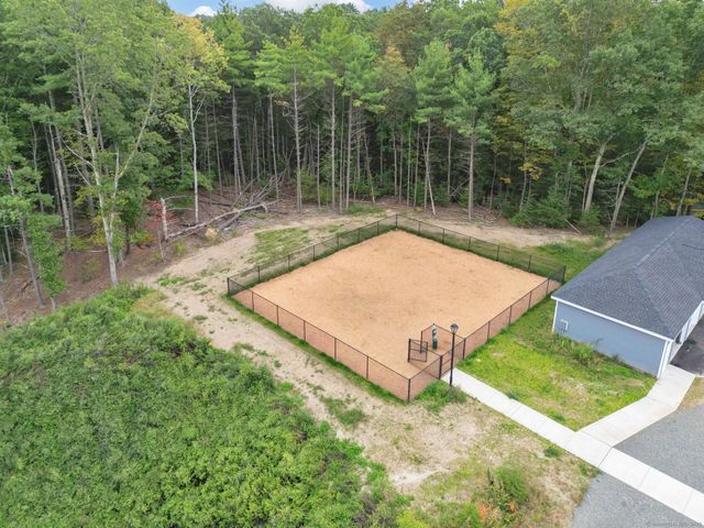 280 Salmon Brook Street 4213A, Granby, CT 06035