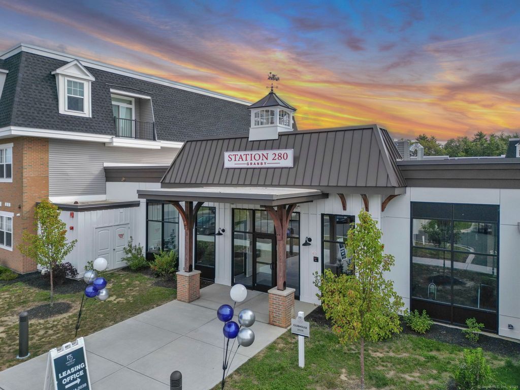 280 Salmon Brook Street 4213A, Granby, CT 06035