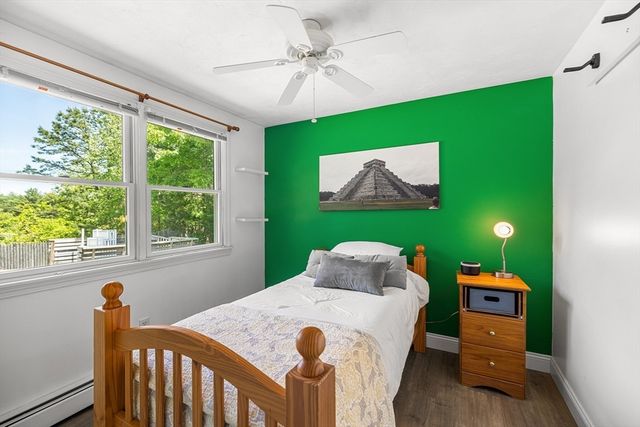 71 Cains Hill Dr, Taunton, MA 02718