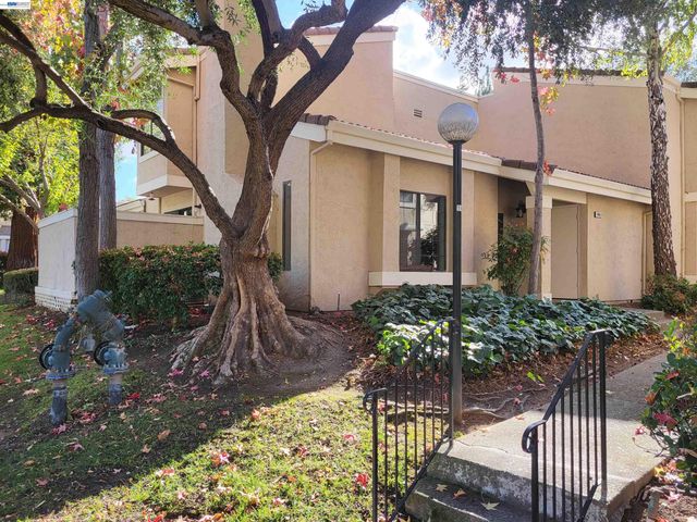 665 Palomino Dr D, Pleasanton, CA 94566