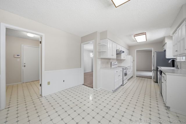 3833 E 82nd Place, Tulsa, OK 74137