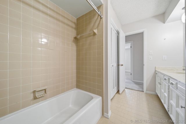 3833 E 82nd Place, Tulsa, OK 74137