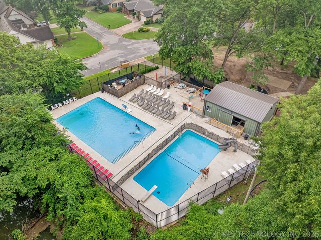 3833 E 82nd Place, Tulsa, OK 74137