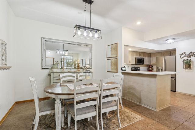 5466 Longview Court 2, Johnston, IA 50131