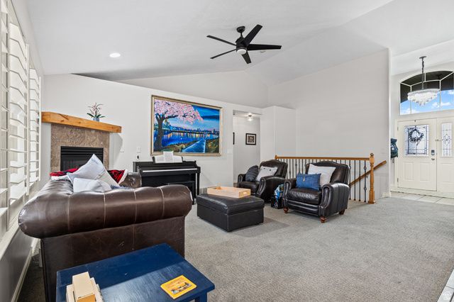 483 W ROLLING SAGE WAY, Saratoga Springs, UT 84045