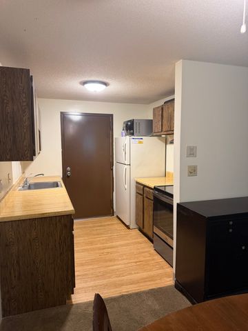 13 Village Rock Lane 24, Natick, MA 01760