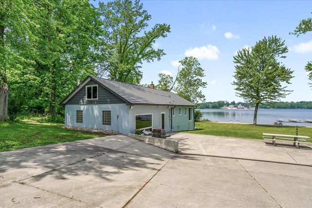 13754 45th Street, Bloomingdale, MI 49026