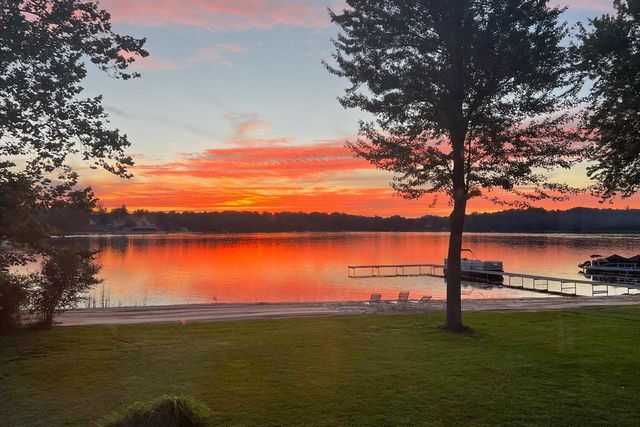 13754 45th Street, Bloomingdale, MI 49026