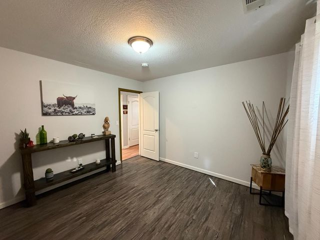 1010 Neal St, Los Banos, CA 93635