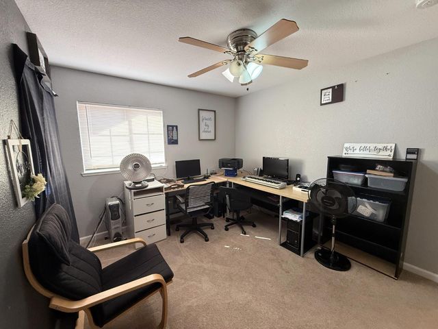 1010 Neal St, Los Banos, CA 93635