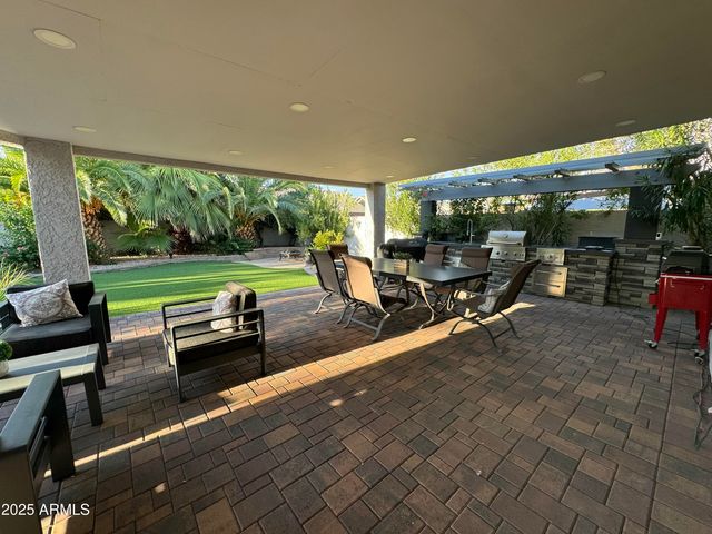 4416 W Chama Drive, Glendale, AZ 85310