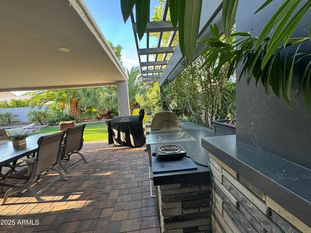 4416 W Chama Drive, Glendale, AZ 85310