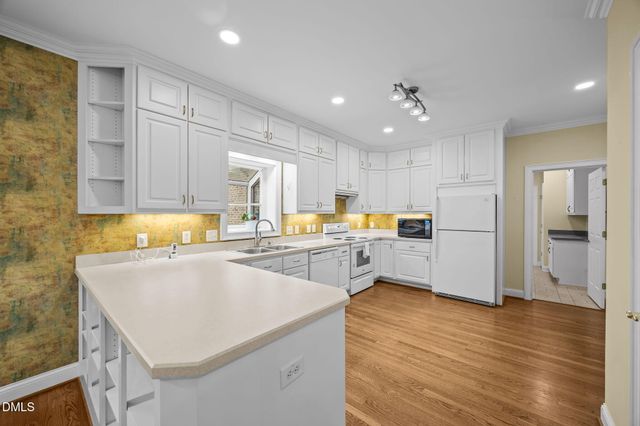 302 Green Court, Elon, NC 27244