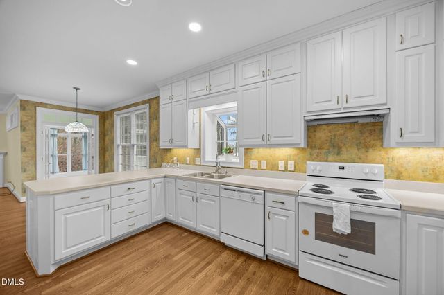 302 Green Court, Elon, NC 27244