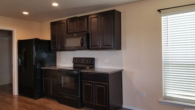 2401 RANGER PASS, Seguin, TX 78155