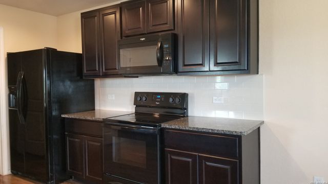 2401 RANGER PASS, Seguin, TX 78155