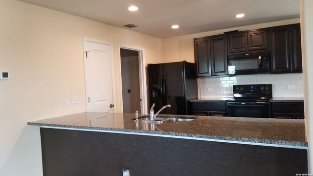 2401 RANGER PASS, Seguin, TX 78155