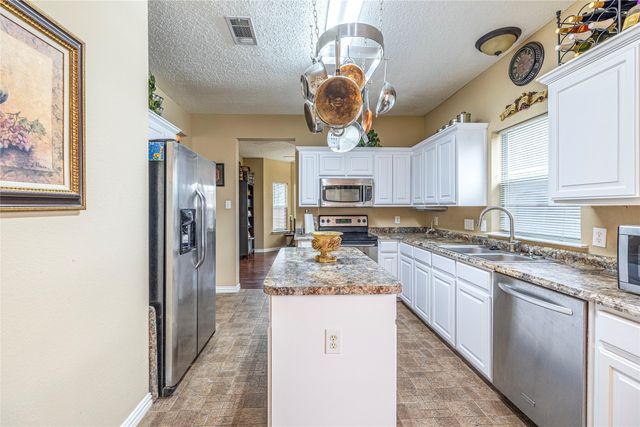 3103 Scott Drive, Sachse, TX 75048