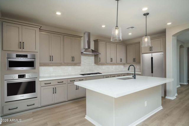 18755 W MONTEROSA Street, Litchfield Park, AZ 85340