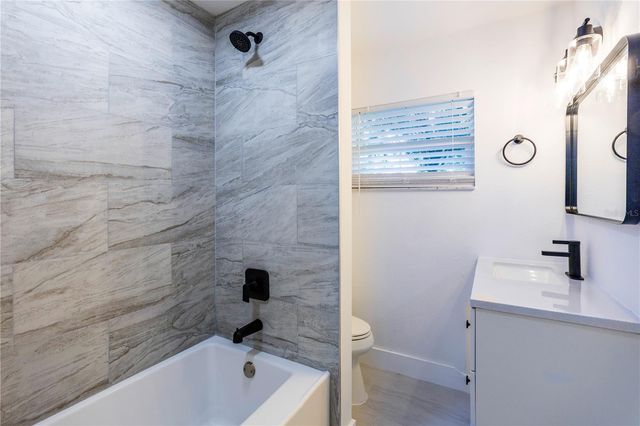 8584 MILLINOCKETT LANE, Orlando, FL 32825