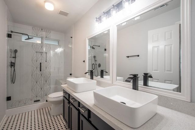 1422 Ruthven Street, Houston, TX 77019