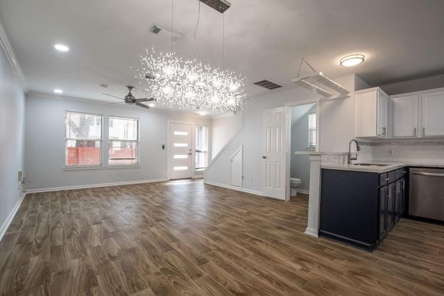1422 Ruthven Street, Houston, TX 77019