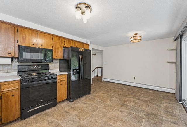 91 Conant Road, Nashua, NH 03062