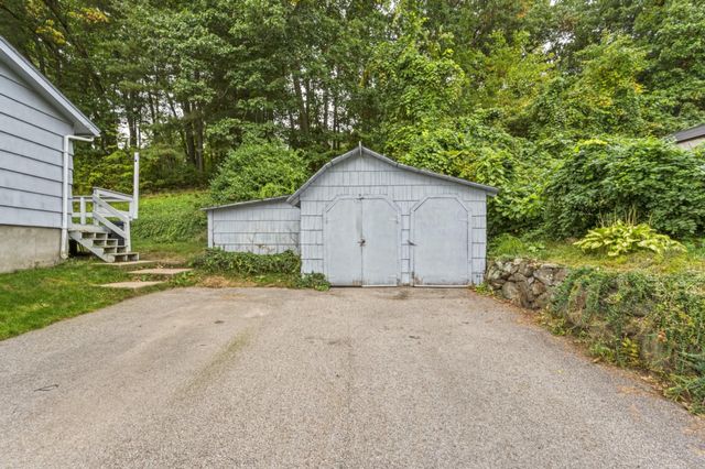 91 Conant Road, Nashua, NH 03062